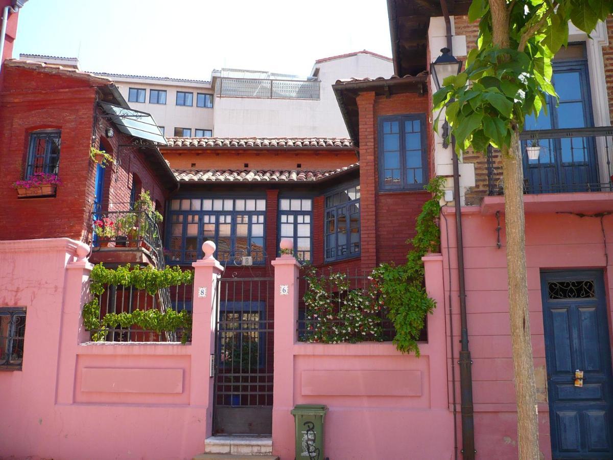 El 8 De Serranos - 1º - Casa Con Garaje León Exteriér fotografie